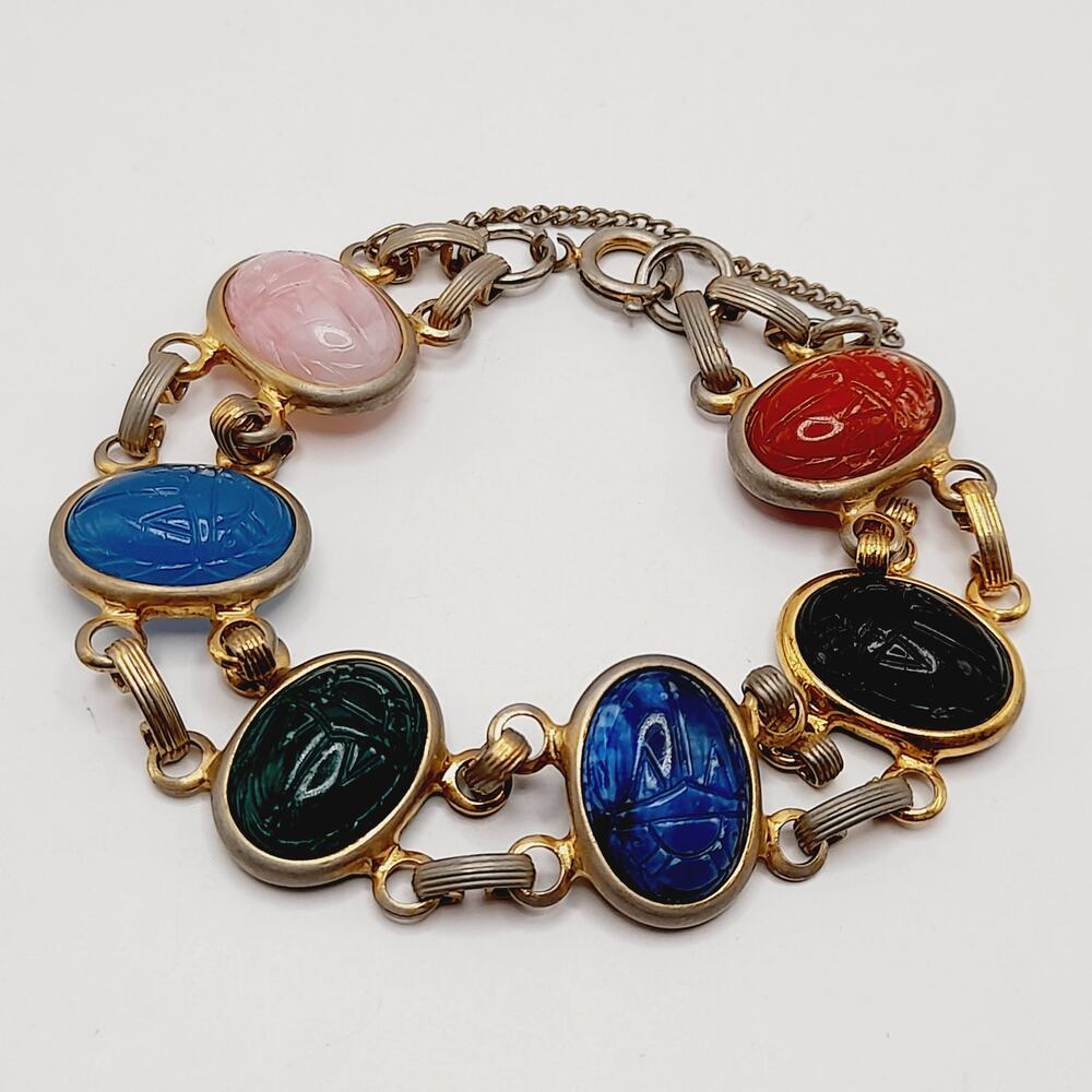 Vintage Egyptian Revival Lucite Scarab Bracelet Gold Tone Safety Chain